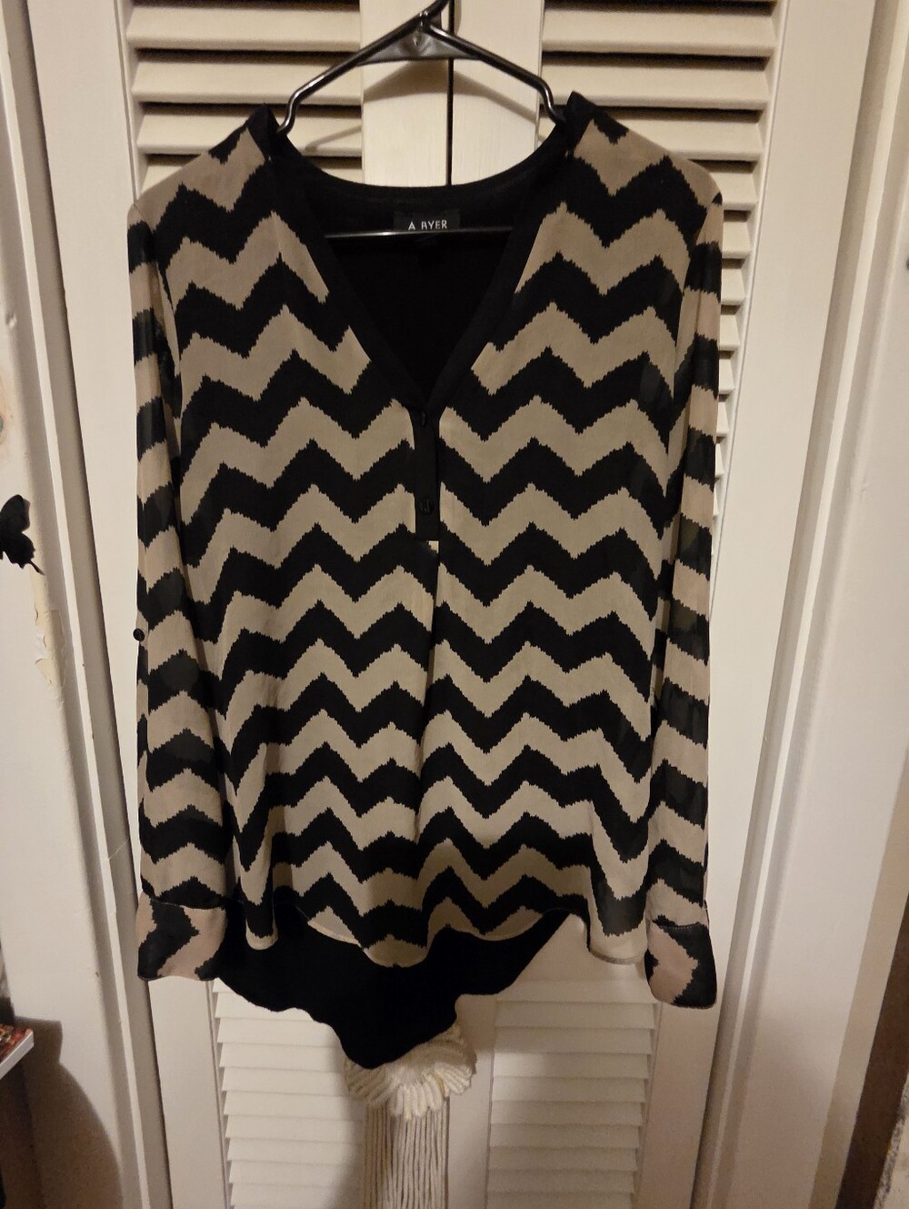 A. Byer Black and Tan Zigzag V-Neck Top